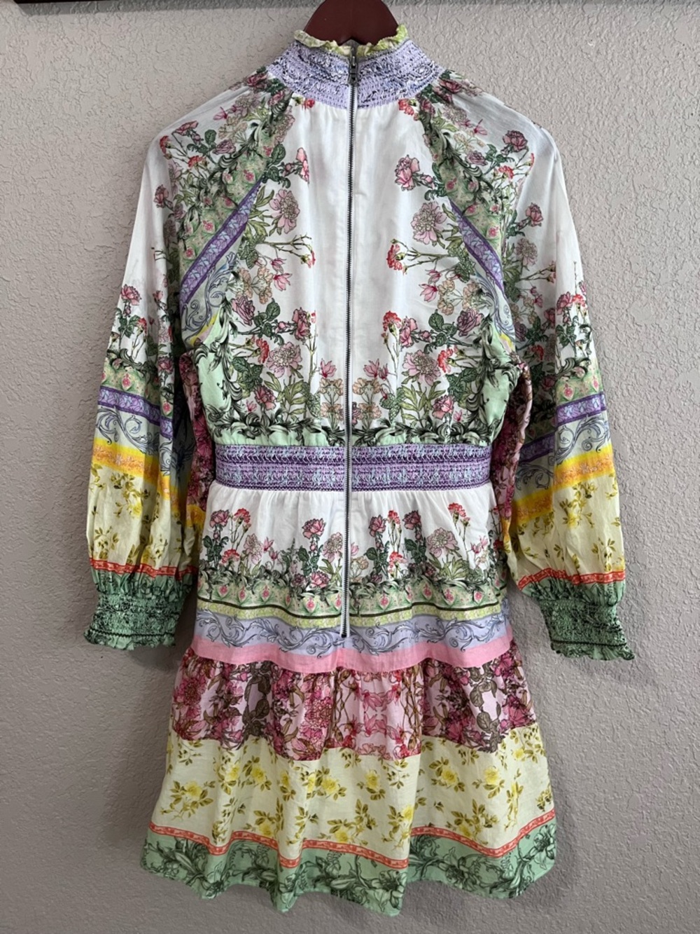 Alice + Olivia Lavinia Tiered Floral Print Mini Dress - Picture 4 of 16